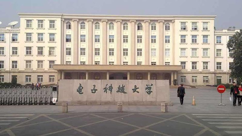 揭秘电子贴片代加工定制：如何选择合适的供应商